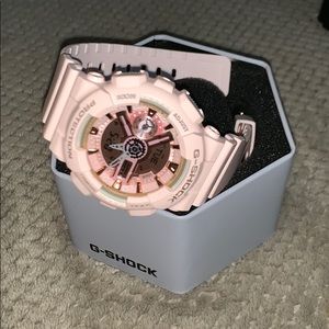 Women’s baby pink G Shock watch